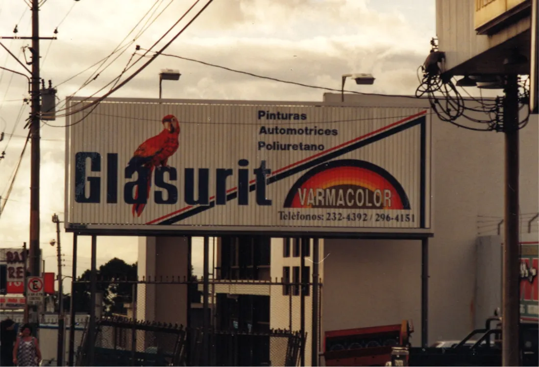 Archivo histórico de Color Visión — publicidad exterior en Costa Rica